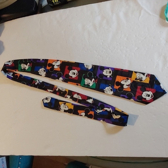 Mickey Mouse Tie Disney Multi-Color Cartoon Expressions Comic - Picture 3 of 7